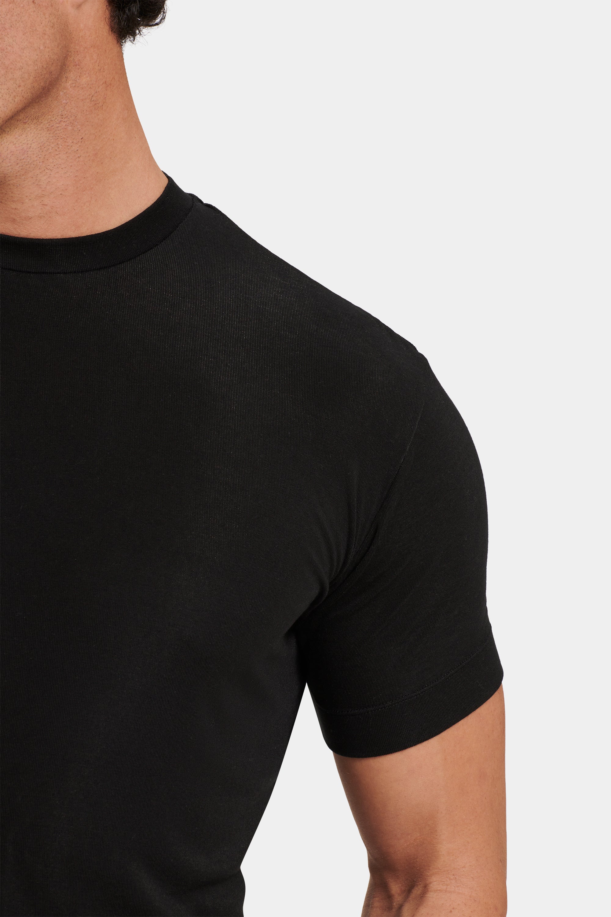 CAMISETA ENTALLADA