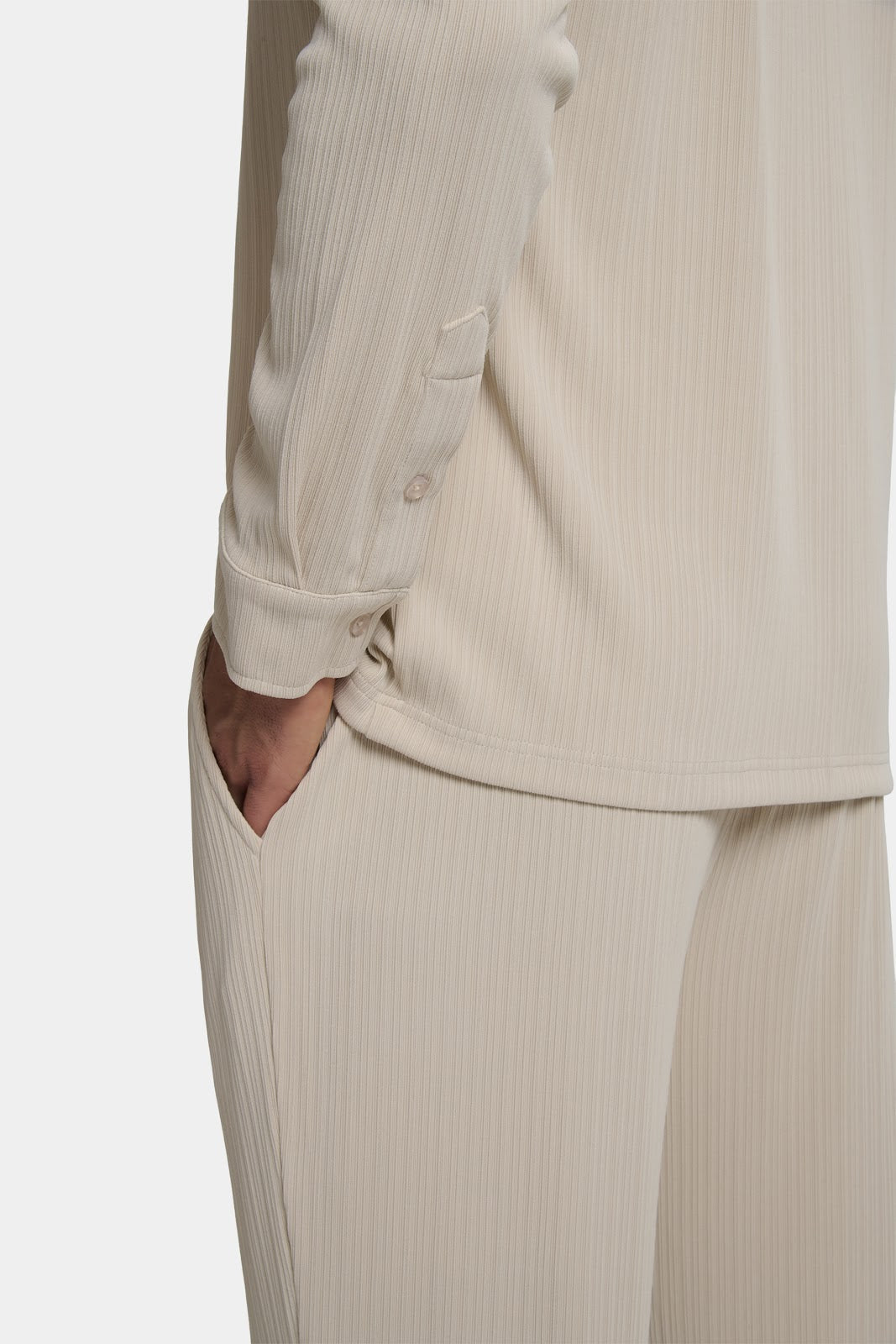 PANTALÓN LARGO