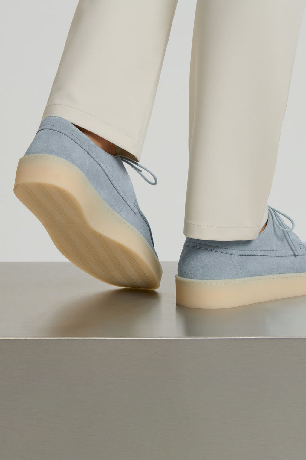 MOCASIN CON CORDONES