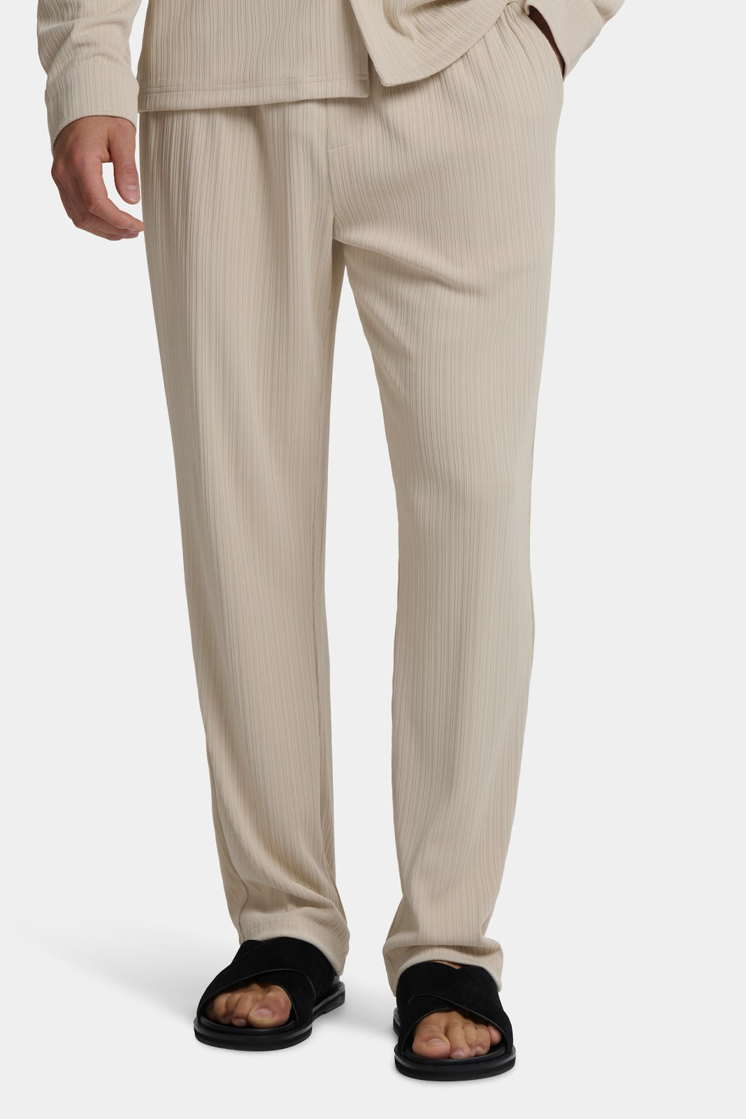 PANTALÓN LARGO