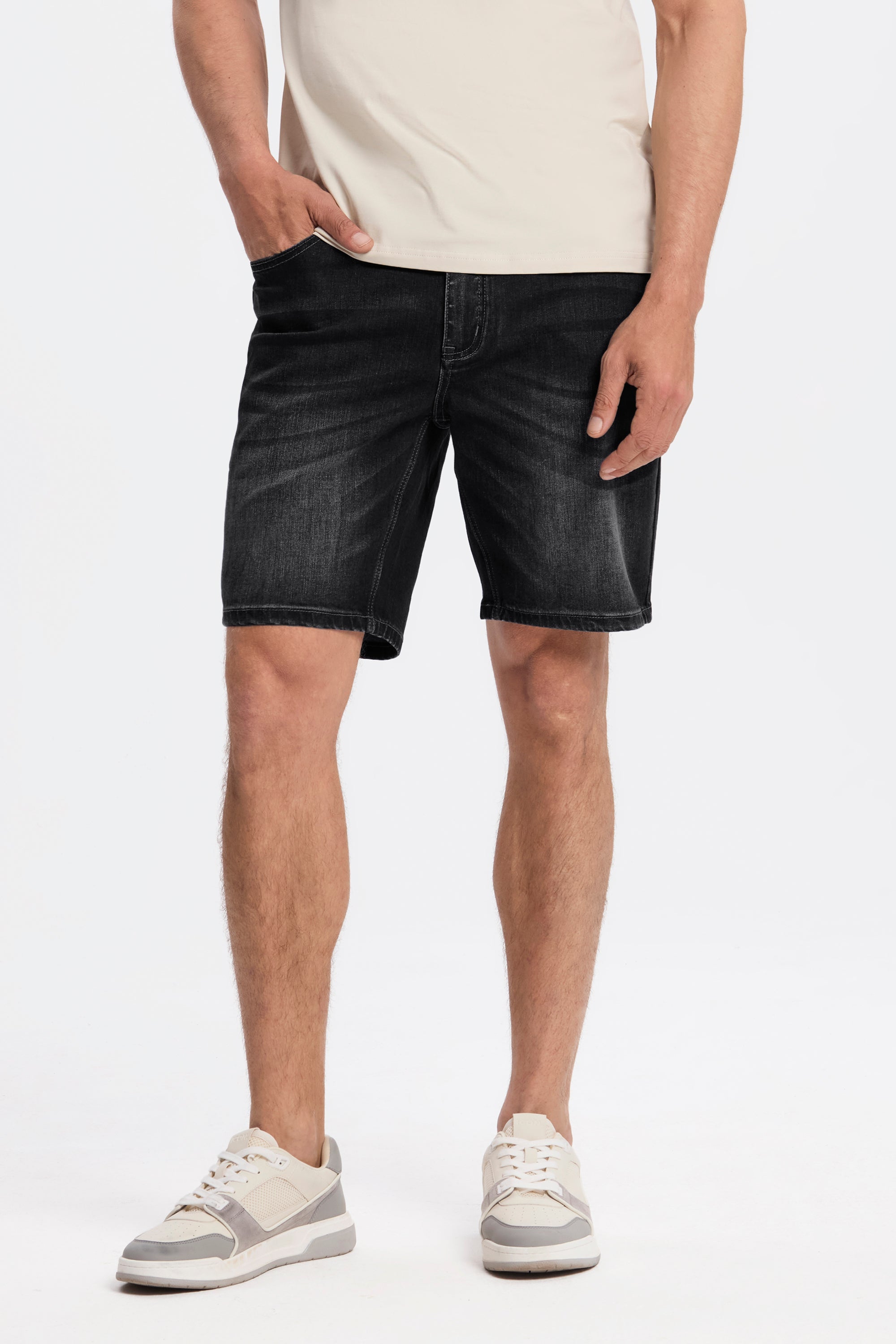 LOS PANTALONES CORTOS