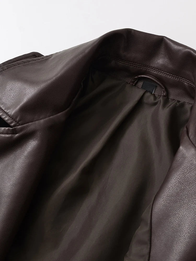 Chaqueta motera vintage de imitación de cuero con cinturón